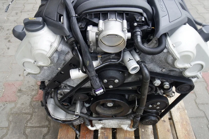 Preview of Porsche 4.8S M4840 Panamera - 63 Tkm - MOTOR KOMPLETT