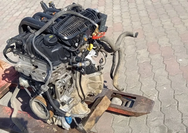 Preview of PEUGEOT 1.0 VTI ZM01 208 CITROEN C1 C3 - 87 Tkm - MOTOR KOMPLETT