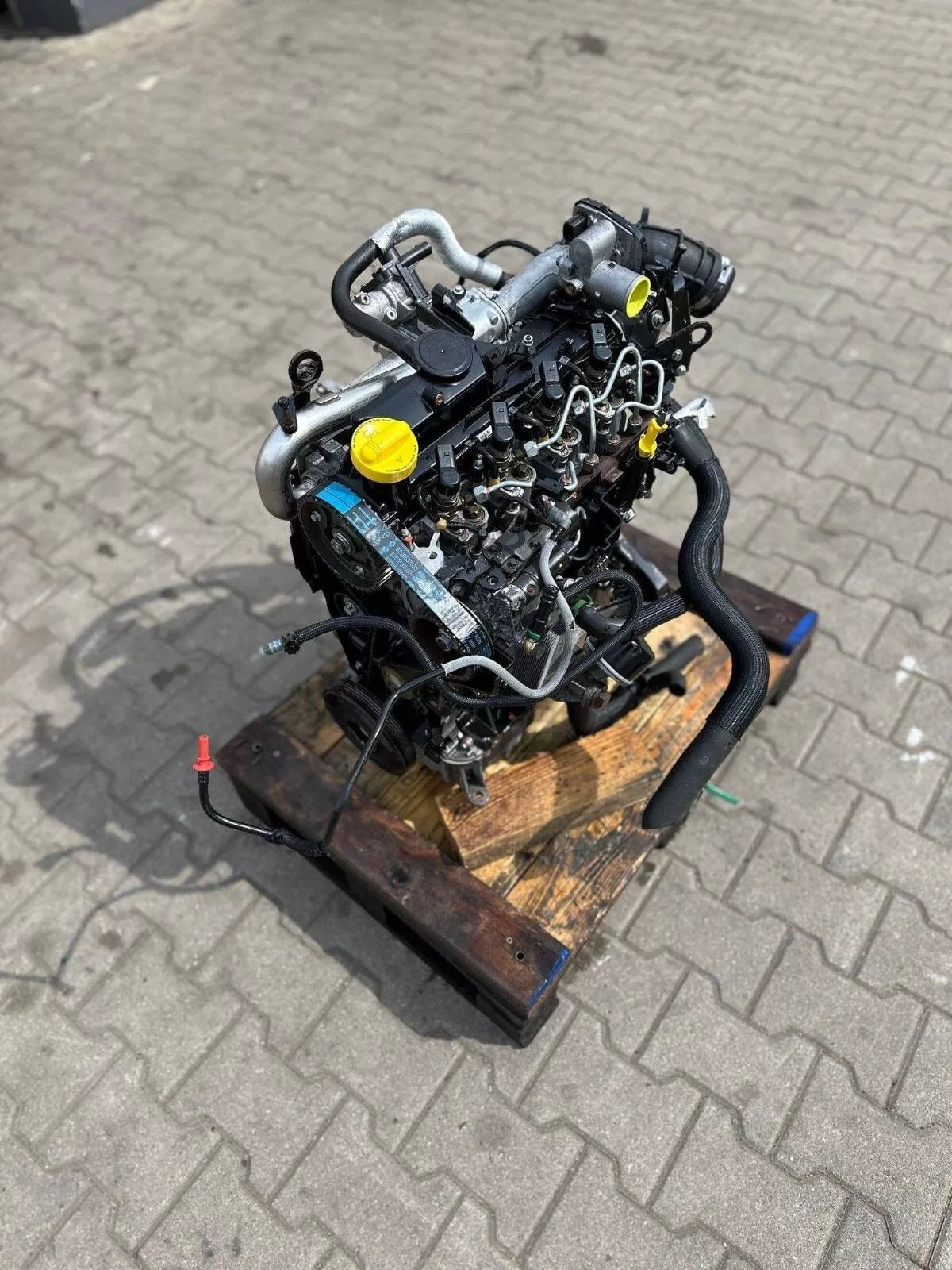 Preview of RENAULT 1.5 dCI K9K 608 KANGOO CAPTUR NISSAN NV200 - 72 Tkm - MOTOR KOMPLETT