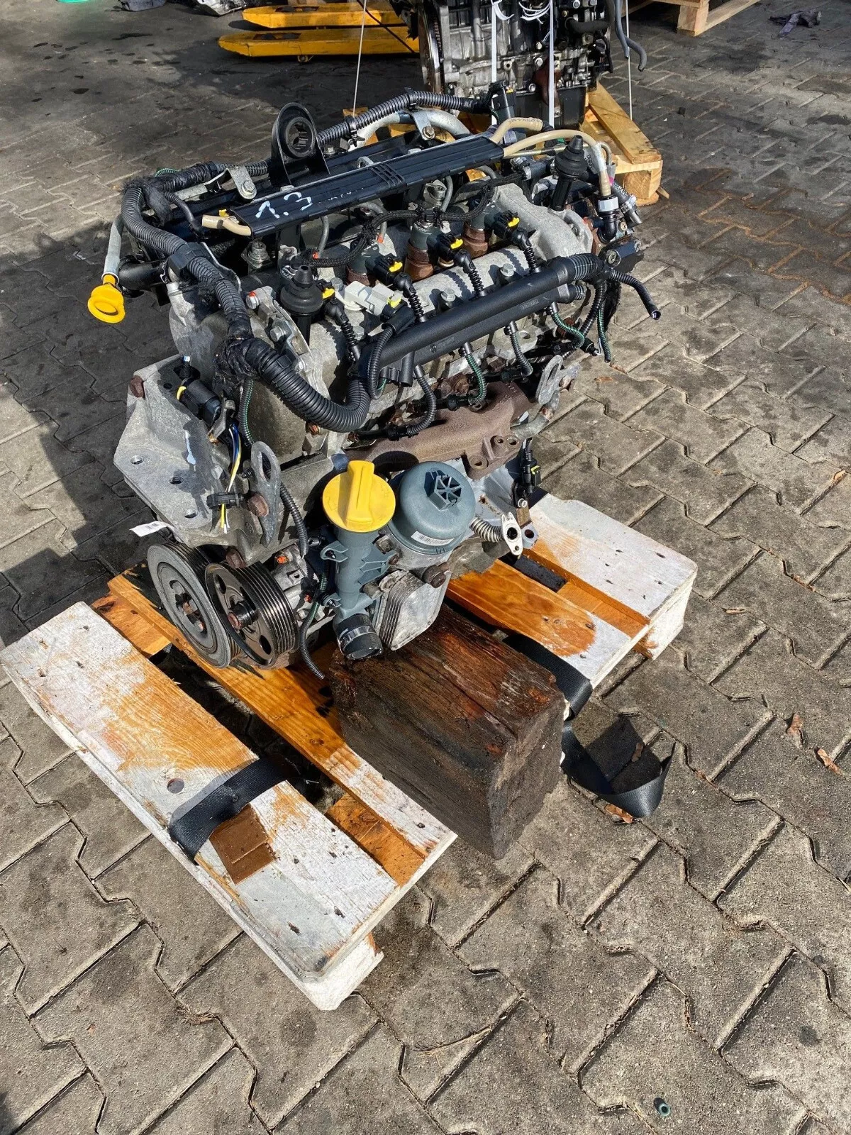 Vorschau von 1.3 JTD MULTIJET 199A2000 FIAT DOBLO FIORINO QUBO - 89 Tkm - MOTOR KOMPLETT