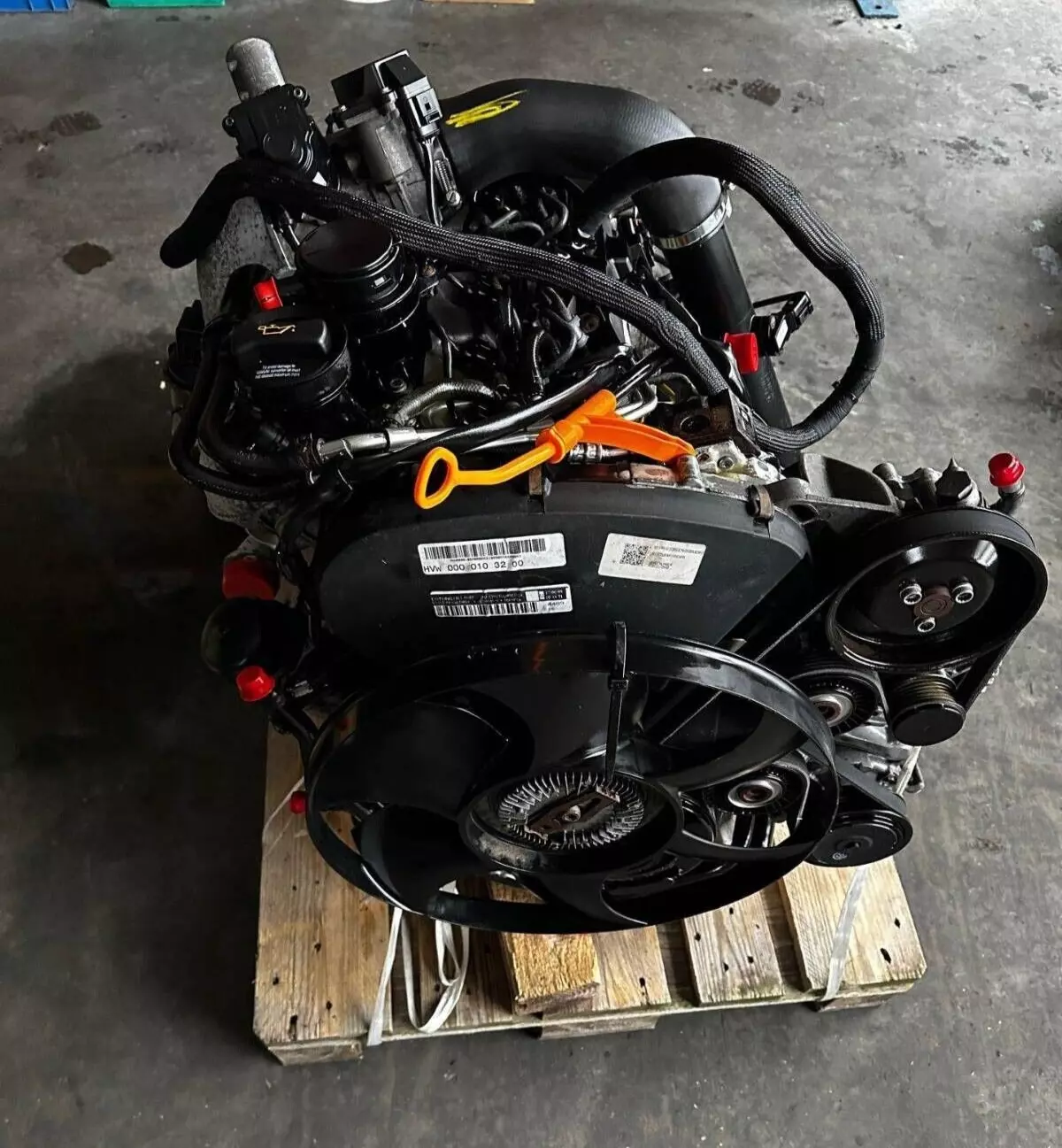 Vorschau von VOLKSWAGEN 2.5 TDI BJK BJL BJM Crafter - 69 Tkm - MOTOR KOMPLETT