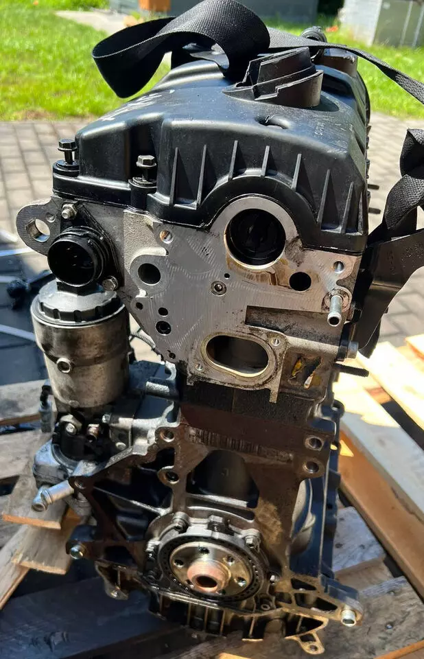 Preview of VOLKSWAGEN 1.9 TDI AXB AXC MULTIVAN TRANSPORTER - 75 Tkm - MOTOR UNKOMPLETT