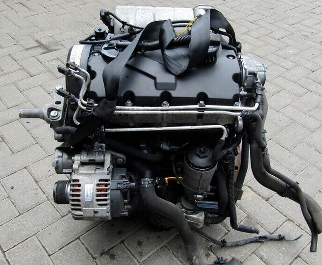 Preview of VOLKSWAGEN 2,0 SDI BDJ VOLKSWAGEN GOLF CADDY - 72 Tkm - MOTOR UNKOMPLETT