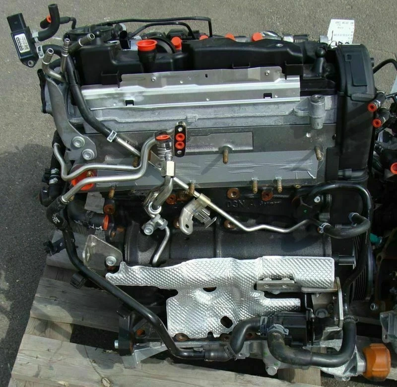 Preview of Audi 2.0 TDI CNHA A4 A5 A6 Q5 - 74 Tkm - MOTOR KOMPLETT