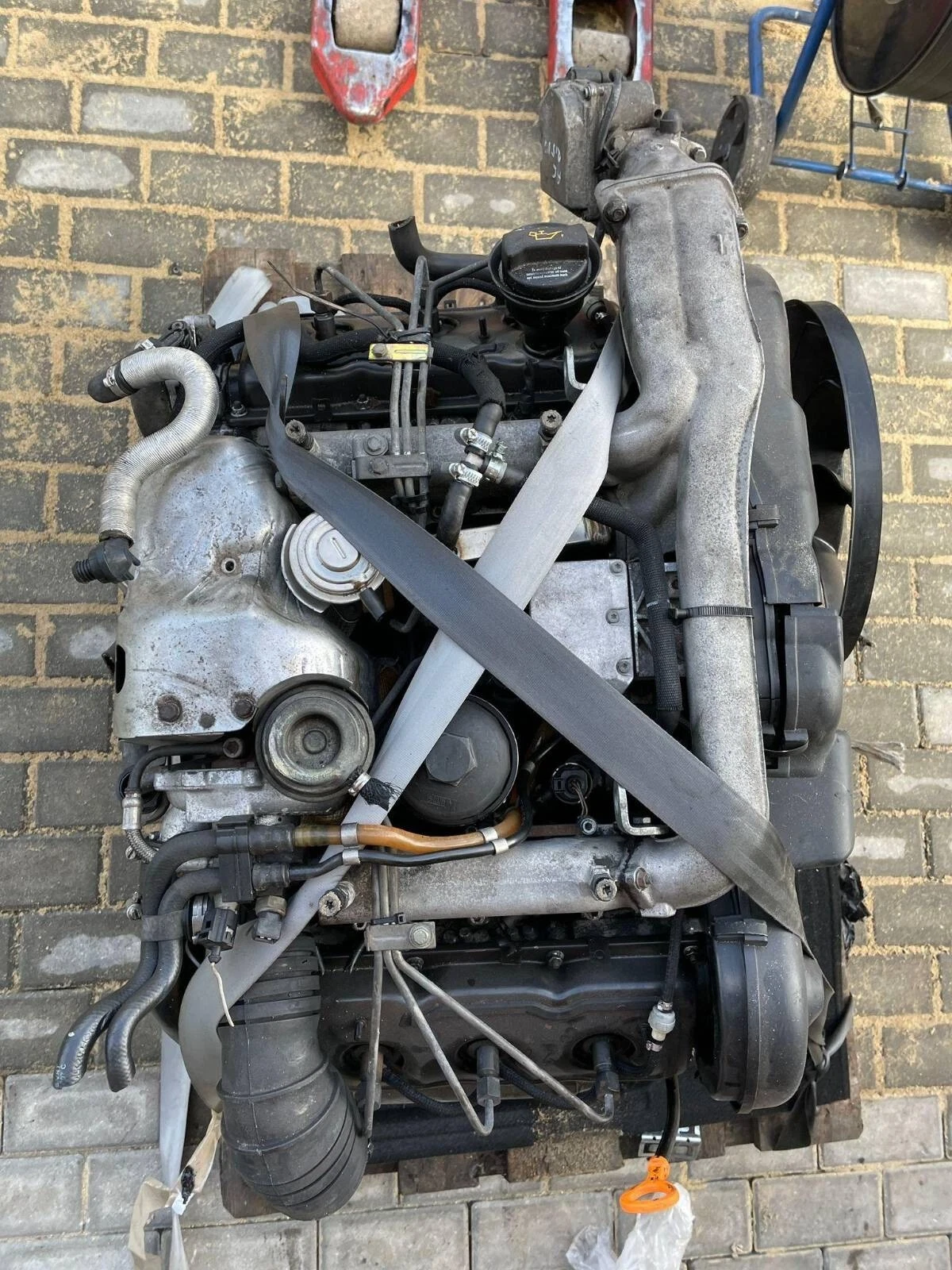 Vorschau von Volkswagen 2.5 TDI BDG Skoda Audi - 88 Tkm - MOTOR KOMPLETT