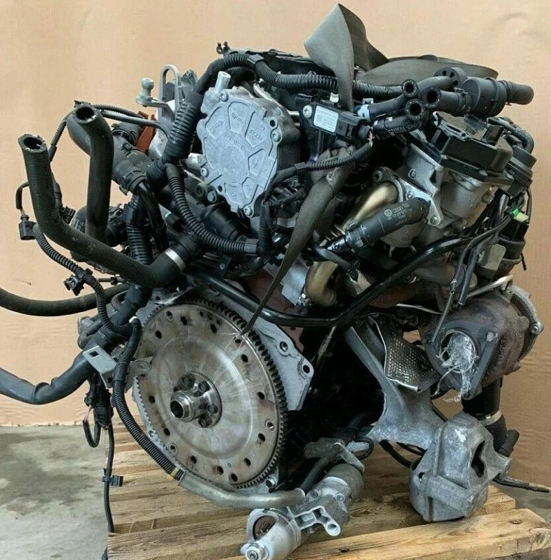 Preview of Audi 2.0 TDI CGLC A4 A5 Q5 A6 - 65 Tkm - MOTOR KOMPLETT