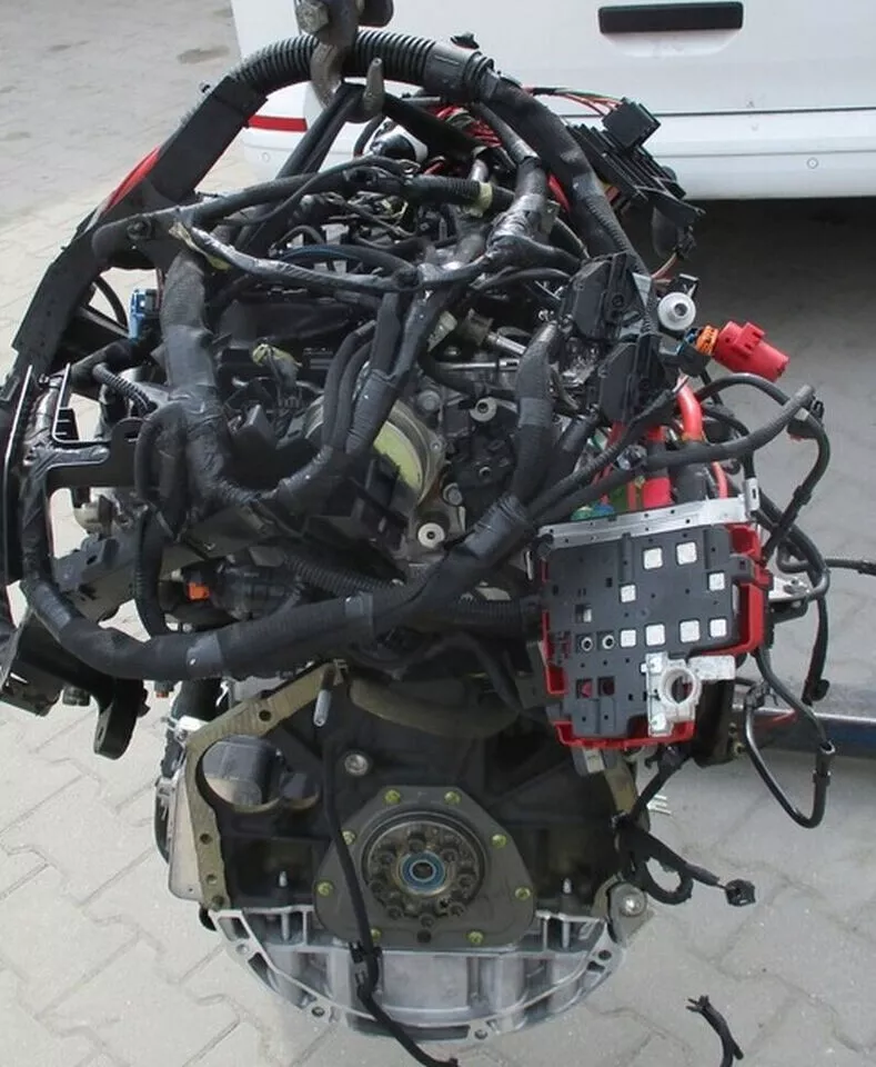 Preview of Renault 2.3 DCI M9T704 Master Opel Movano Nissan - 70 Tkm - MOTOR KOMPLETT