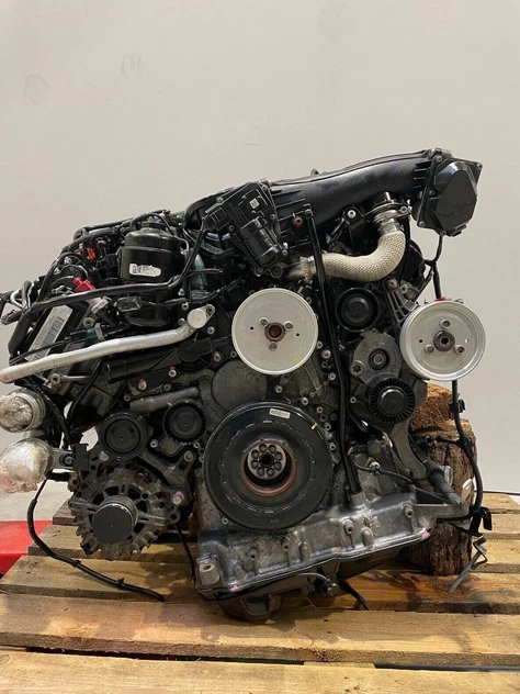 Vorschau von VOLKSWAGEN 3.0 TDI CRCA CRC AUDI Q7 TOUAREG PORSCHE - 48 Tkm - MOTOR KOMPLETT