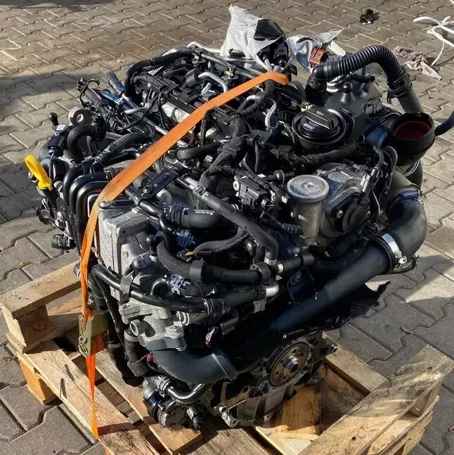 Preview of AUDI 2.0TDI CUN CUNA A3 TT SKODA SEAT LEON - 67 Tkm - MOTOR KOMPLETT