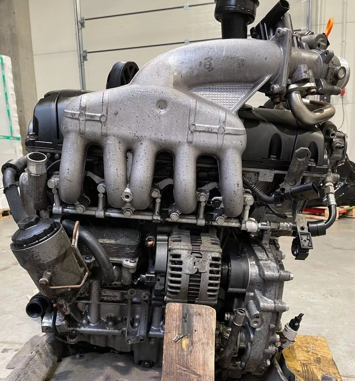 Vorschau von Volkswagen 2.5 TDI BPC T5 Transporter Multivan - 90 Tkm - MOTOR KOMPLETT