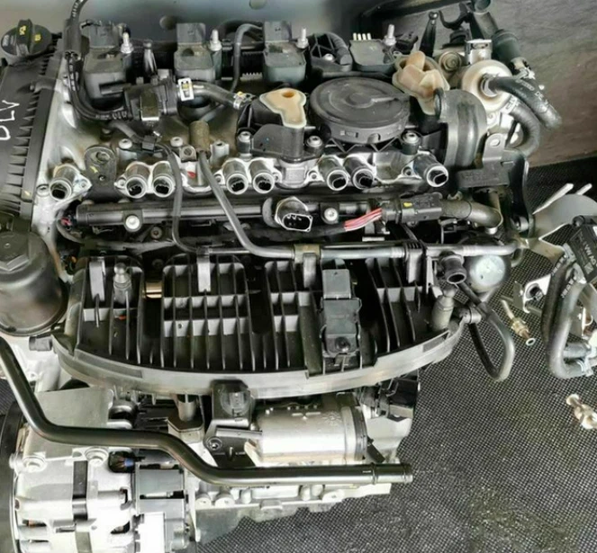 Preview of AUDI 2.0 TSI DLV AUDI A4 AUDI A5 - 82 Tkm - MOTOR KOMPLETT