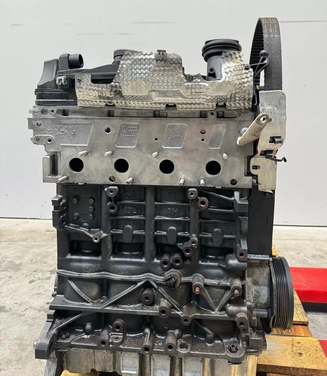 Vorschau von Volkswagen 2.0 TDI CEG CEGA Seat Skoda - 73 Tkm - MOTOR UNKOMPLETT