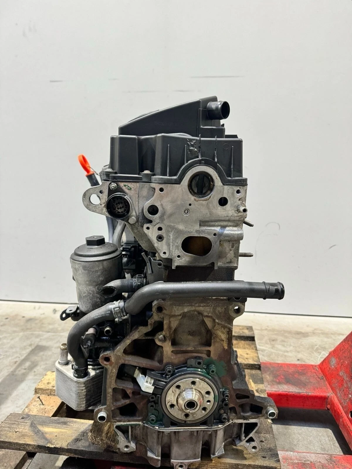 Vorschau von Volkswagen 2.0 TDI BMM Audi Seaat Skoda - 79 Tkm - MOTOR UNKOMPLETT