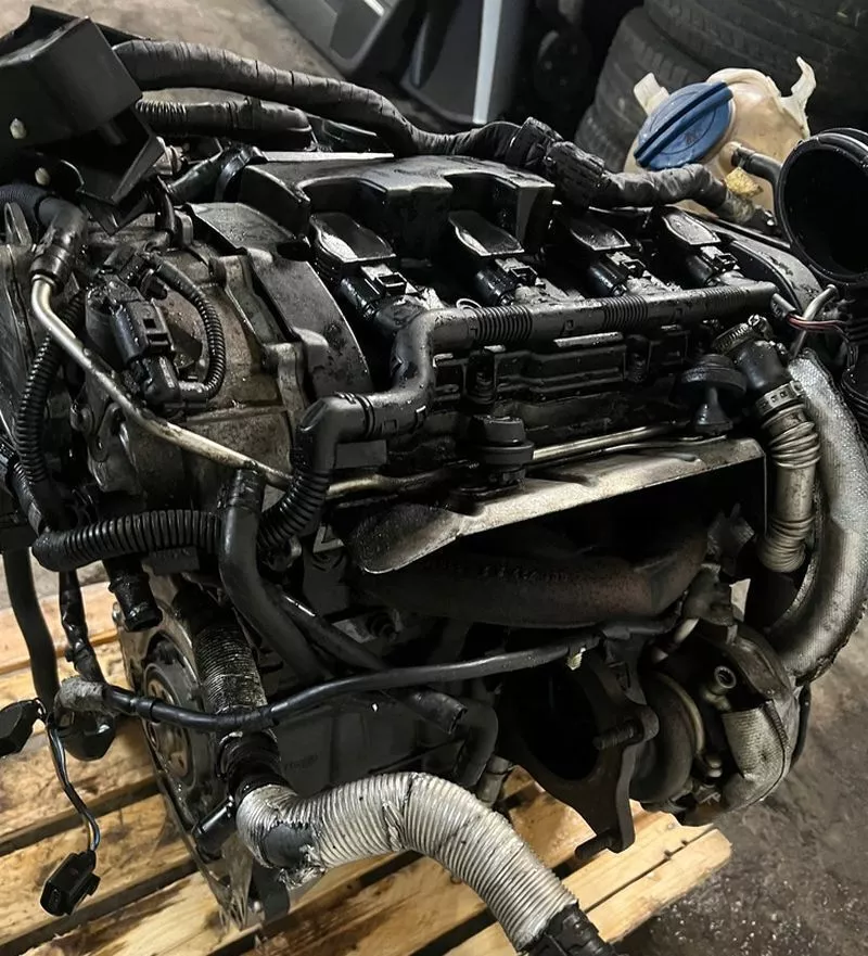 Preview of Audi 2.0 TFSI AXX A3 Volkswagen Golf Passat - 76 Tkm - MOTOR UNKOMPLETT