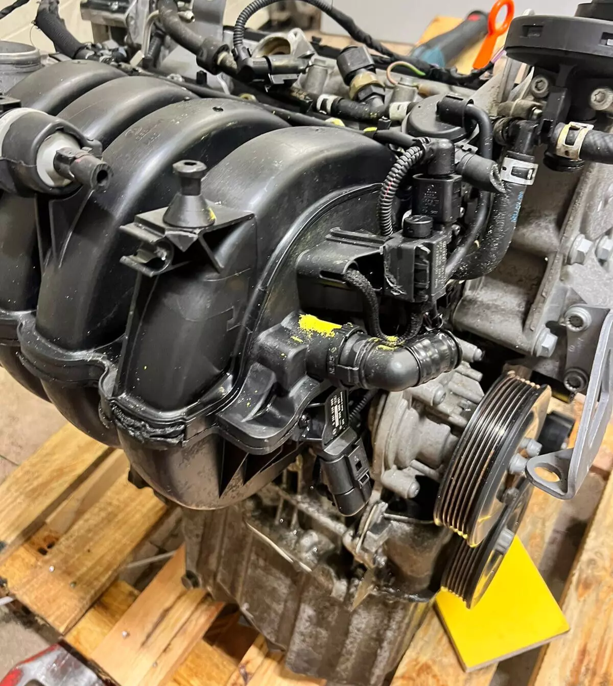 Vorschau von Volkswagen 1.6 FSI BLF Golf Passat Audi Skoda - 71 Tkm - MOTOR KOMPLETT